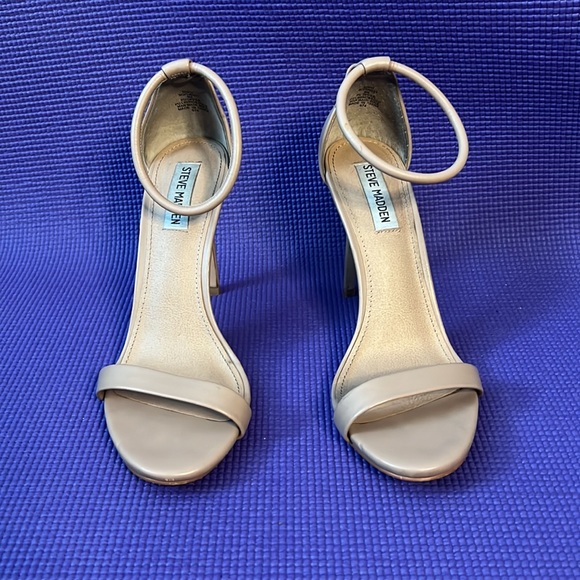 LOVIN’ STEVE MADDEN NUDE HEELS - Picture 2 of 6